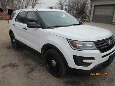 2018 Ford Explorer, $7895. Photo 8