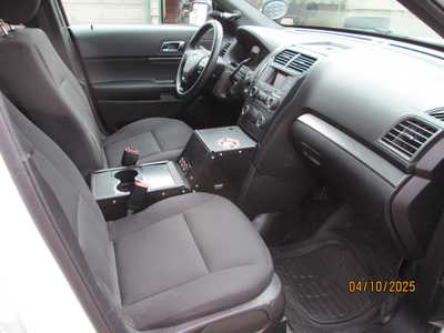 2018 Ford Explorer, $7895. Photo 10