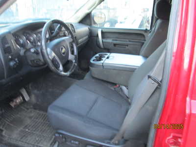 2010 Chevrolet 1500 Crew Cab, $6895. Photo 8