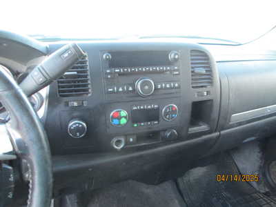 2010 Chevrolet 1500 Crew Cab, $6895. Photo 10