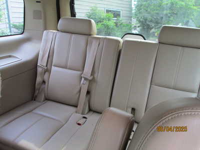 2009 Chevrolet Tahoe, $5495. Photo 6