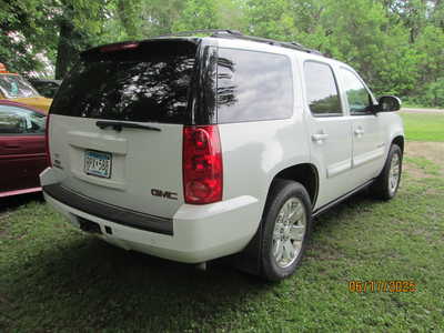 2007 GMC Yukon, $3695. Photo 3