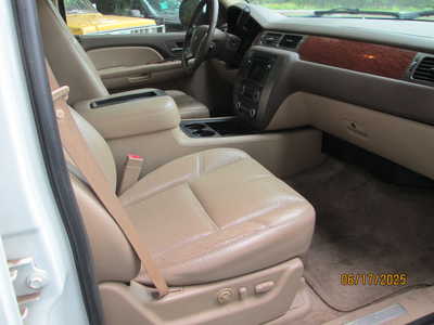 2007 GMC Yukon, $3695. Photo 7