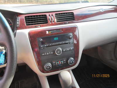 2009 Chevrolet Impala, $2395. Photo 7
