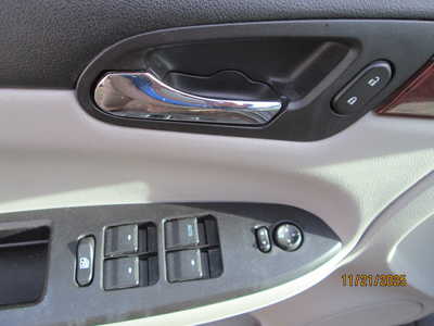 2009 Chevrolet Impala, $2395. Photo 8