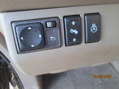 2011 Nissan Pathfinder, $1795. Photo 9
