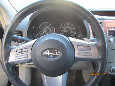 2010 Subaru Outback, $1895. Photo 4