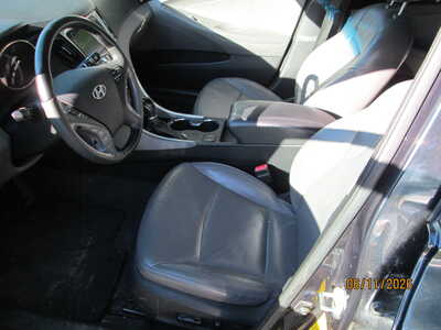 2013 Hyundai Sonata, $3695. Photo 7