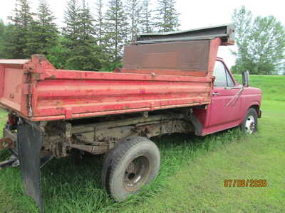 1985 Ford F350 Reg Cab, $1295. Photo 4