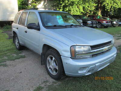 2008 Chevrolet TrailBlazer, $3395. Photo 5