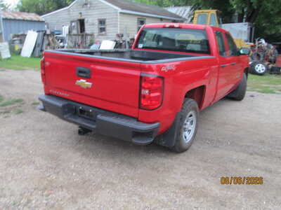 2015 Chevrolet 1500 Crew Cab, $9685. Photo 3