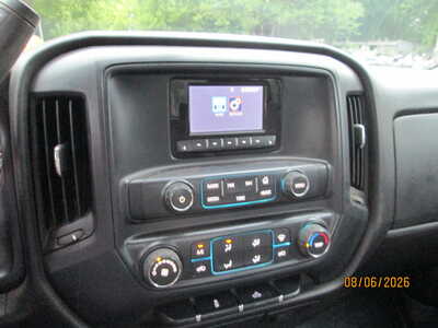 2015 Chevrolet 1500 Crew Cab, $9685. Photo 8