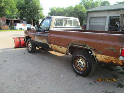 1983 Chevrolet 2500 Reg Cab, $1695. Photo 3