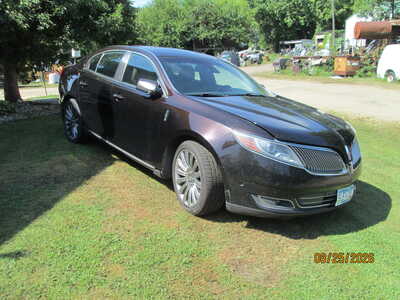 2013 Lincoln MKS, $1495. Photo 4
