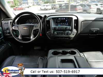 2017 Chevrolet 1500 Crew Cab, $33943. Photo 11