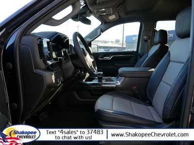 2023 Chevrolet 1500 Crew Cab, $72943. Photo 9