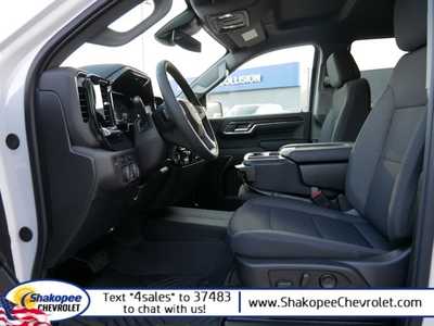 2024 Chevrolet 1500 Crew Cab, $59918. Photo 6