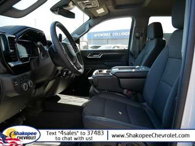 2024 Chevrolet 1500 Crew Cab, $55963. Photo 8