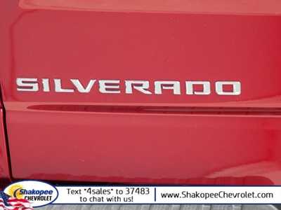 2024 Chevrolet 1500 Crew Cab, $54963. Photo 4