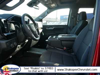 2024 Chevrolet 1500 Crew Cab, $54943. Photo 7