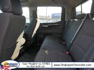 2024 Chevrolet 1500 Crew Cab, $54943. Photo 8