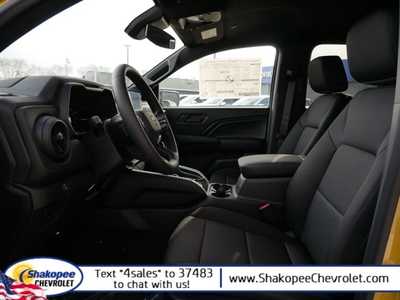 2024 Chevrolet Colorado Crew Cab, $43435. Photo 8