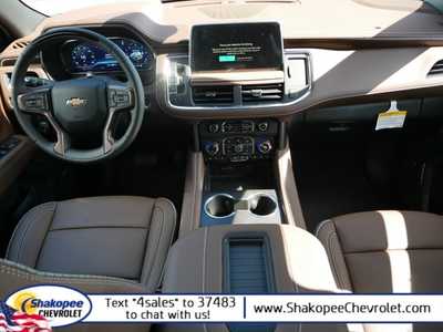 2024 Chevrolet Suburban, $94025. Photo 10