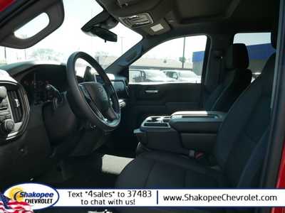 2024 Chevrolet 1500 Crew Cab, $56410. Photo 7