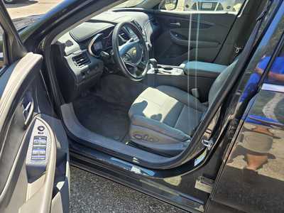 2014 Chevrolet Impala, $8999. Photo 3