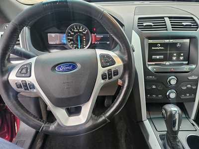 2014 Ford Explorer, $6999. Photo 8