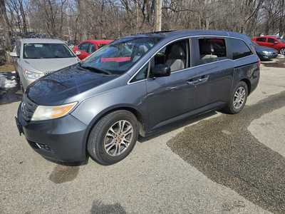 2013 Honda Odyssey, $4999. Photo 1