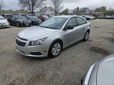 2013 Chevrolet Cruze, $8999. Photo 1