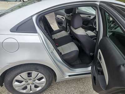 2013 Chevrolet Cruze, $7999. Photo 6