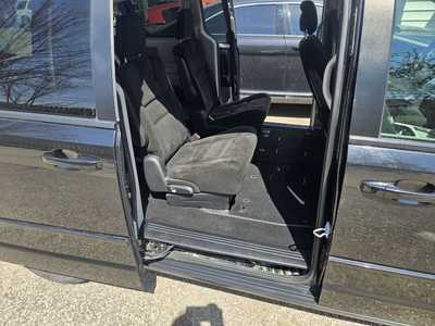 2016 Dodge Caravan, Grand, $8999. Photo 7