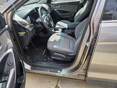 2018 Hyundai Santa Fe, $13999. Photo 3