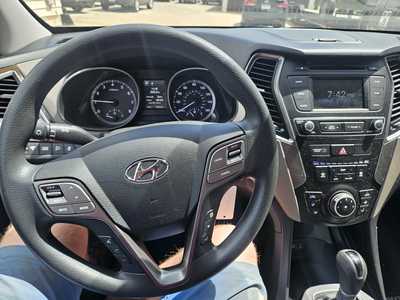 2018 Hyundai Santa Fe, $13999. Photo 5