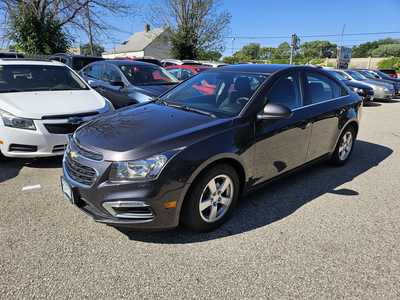 2016 Chevrolet Cruze, $7999. Photo 2