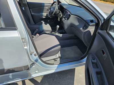 2007 Kia Rio, $4999. Photo 6