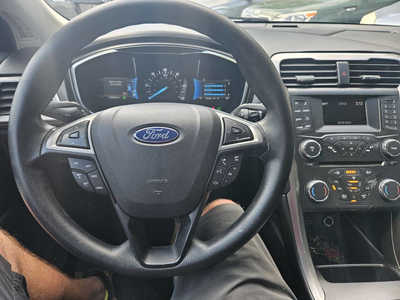 2017 Ford Fusion, $7999. Photo 5