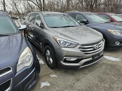 2017 Hyundai Santa Fe, $10999. Photo 2