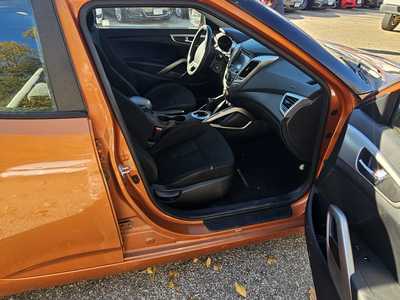2016 Hyundai Veloster, $7999. Photo 3