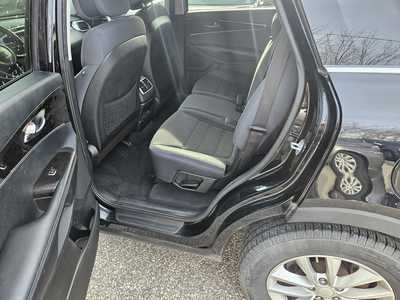 2016 Kia Sorento, $4999. Photo 4