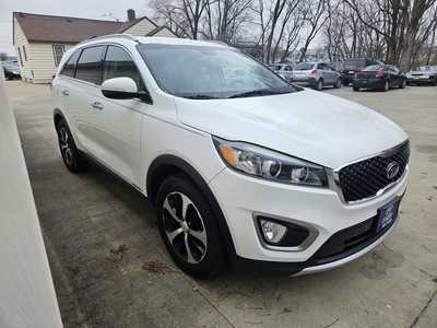 2016 Kia Sorento, $9999. Photo 2