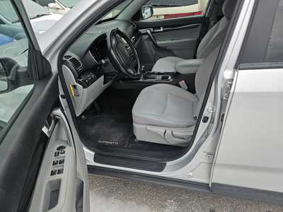 2015 Kia Sorento, $4999. Photo 3