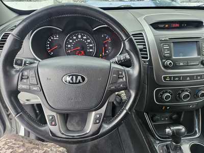 2015 Kia Sorento, $4999. Photo 7
