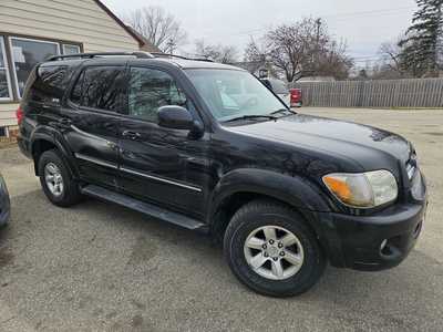 2005 Toyota Sequoia, $3999. Photo 2