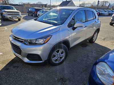 2019 Chevrolet Trax, $10999. Photo 2