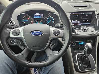 2013 Ford Escape, $6999. Photo 5