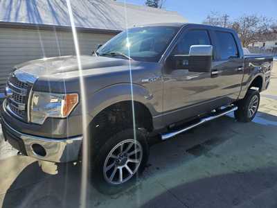 2013 Ford F150 Crew Cab, $11999. Photo 2