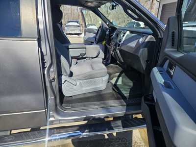 2013 Ford F150 Crew Cab, $11999. Photo 7
